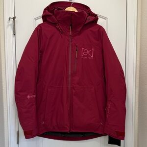 Burton [ak] Gore-Tex Flare Down Snowboard Jacket Raspberry / Wmns Large